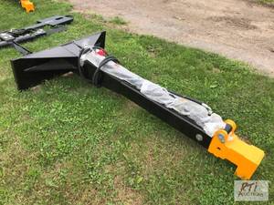 lot 133 image: Future hydraulic extendable boom po...