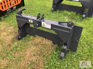 lot 233 image: Wolverine skid loader quick hitch. ...