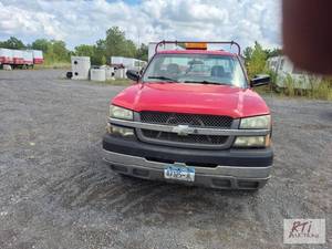 lot 10 image: 2003 Chevrolet Silverado&nbsp2500 ...