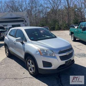lot 24 image: 2016 Chevrolet Trax LS. VIN3GNCJNS...
