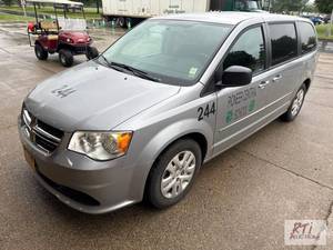 lot 25 image: Pioneer CSD. 2014 Dodge Grand Ca...