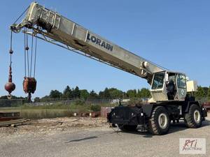 lot 82 image: Lorain LRT 230E rough terrain cr...