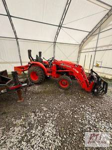 lot 110 image: 2017 Kubota L3901 tractor. 1476 hou...