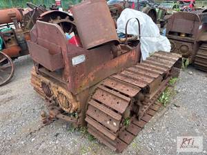 lot 112 image: 1930s International Harvester T20 c...
