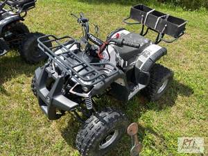 lot 131 image: Kids Tao Motor ATV. Condition un...
