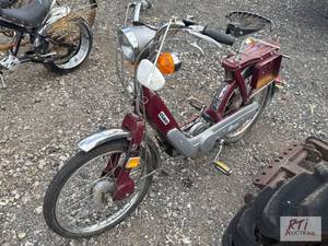 lot 138 image: 1974 Piaggio Ciao moped. Manufac...
