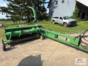 lot 142 image: John Deere 3970 forage harvester...