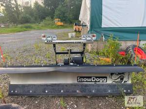 lot 163 image: Snow Dogg MD 75 7.5fft stainless st...