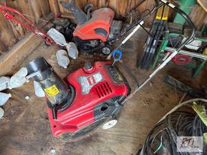 lot 204 image: Toro commercial 21 inch snow blower...