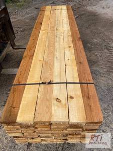 lot 245 image: 1 Skid of mixed species Boards. 60 ...