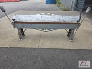 lot 319 image: 10ft manual steel break. Located in...