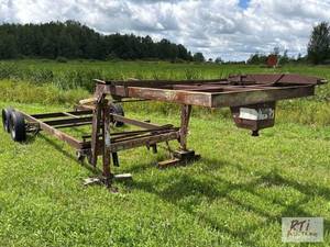 lot 346 image: Gooseneck trailer frame, approximat...