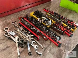 lot 387 image: Mechanic Retirement
