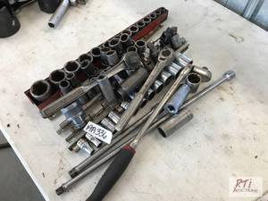 lot 388 image: Mechanic Retirement