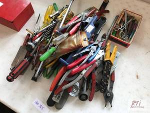 lot 391 image: Mechanic Retirement