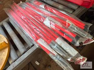 lot 420 image: 6X Set of IRONHAWK plow markers. Th...