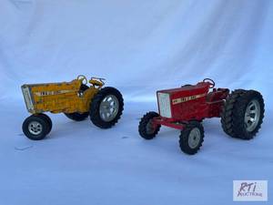 lot 16 image: Tru Scale 891 and Tru-Scale 890 tra...