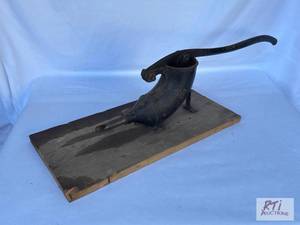 lot 38 image: Enterprise sausage stuffer...