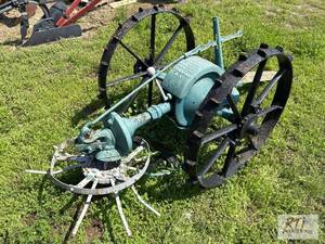 lot 131 image: Boss potato digger...