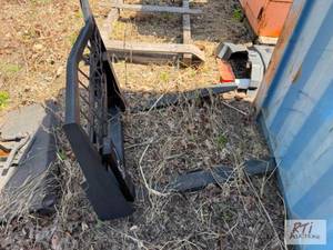 lot 17 image: 36IN Quick-attach forks. The ...