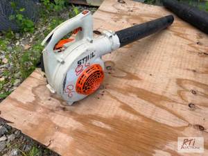 lot 43 image: STIHL BG 50 gas Blower. The item is...