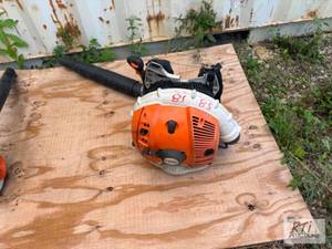 lot 45 image: STIHL BR 600 Gas Blower. The item i...