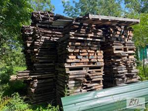 lot 51 image: Large quantity of cut and stacked w...