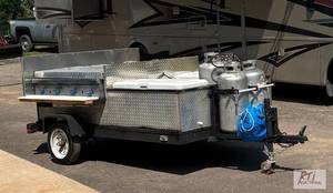 lot 33 image: Grill and cooler cart. Dual Royal 4...