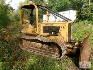 lot 54 image: Dresser TD8E dozer. 7000 hours. Eng...