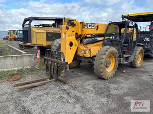 lot 67 image: 2015 JCB 507-42 telehandler. Serial...