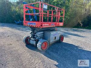 lot 76 image: 2014 Skyjack SJ6832RTE rough terrai...