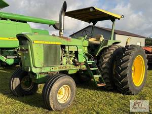 lot 89 image: John Deere 4620 tractor. 9,289 hour...