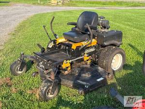 lot 100 image: Cub Cadet Tank M72 zero-turn mower....