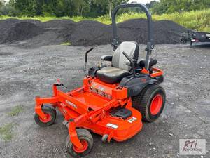 lot 103 image: Kubota Z725 zero-turn mower. 158 ho...