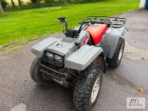lot 115 image: Barn Find. Yamaha Big Bear 350 ATV....