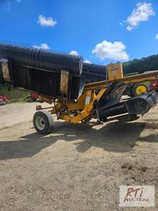 2012 Oxbo 330 merger, folds for tra...