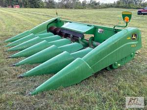 lot 127 image: John Deere 693 6 row corn header. T...