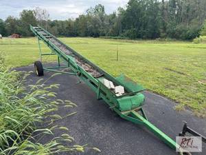 lot 139 image: Hay elevator. Item is located in Ma...