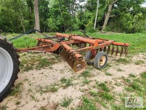 lot 141 image: 12ft heavy duty disc. Cylinder work...