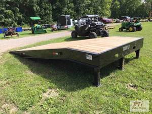 lot 147 image: 8.5ft x 20ft 30,000lb adjustable po...