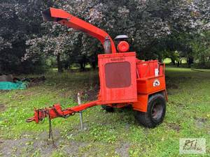 lot 193 image: Morbark 290 wood chipper. 1368 hour...