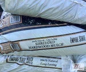 lot 265 image: 10x Pallets of shredded hardwood mu...