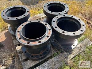 lot 287 image: 4x 10-lug tractor dual wheel spacer...