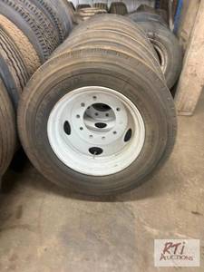 lot 288 image: 4X Double coin tires on rims. Size...