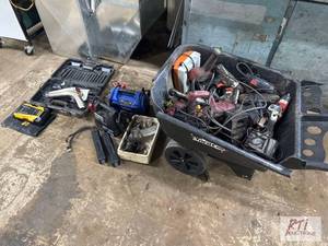 lot 306 image: Lot of assorted power tools and mor...