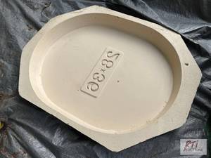 lot 330 image: 28 inch x 36 inch casting form. Thi...
