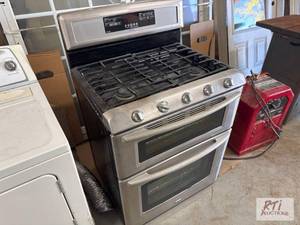 lot 337 image: Maytag Range, operational condition...