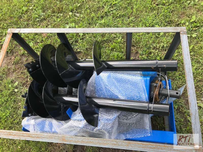 AGTプロモーションキット VII New AGT skid steer post hole digger | New Equipment NetAuction