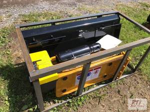 lot 26 image: New AGT skid steer hydraulic hammer...