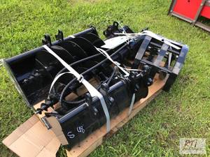lot 39 image: New AGT mini excavator attachment s...